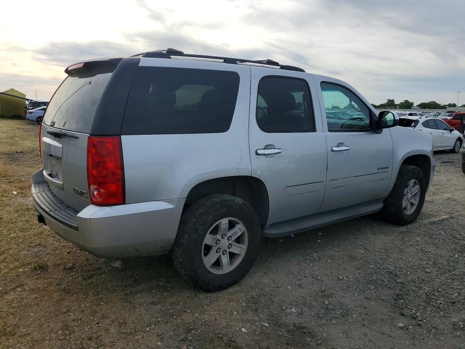 48946516 :رقم المزاد ، 1GKS1AE07CR138885 vin ، 2012 Gmc Yukon مزاد بيع