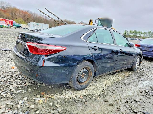 2015 Toyota Camry Hybrid მანქანა იყიდება აუქციონზე, vin: 4T1BD1FK0FU150036, აუქციონის ნომერი: 48635406