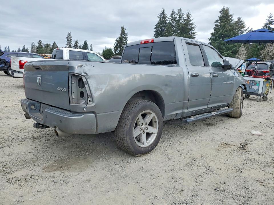 48959746 :رقم المزاد ، 1D7RV1GT8BS682301 vin ، 2011 Dodge Ram 1500 مزاد بيع