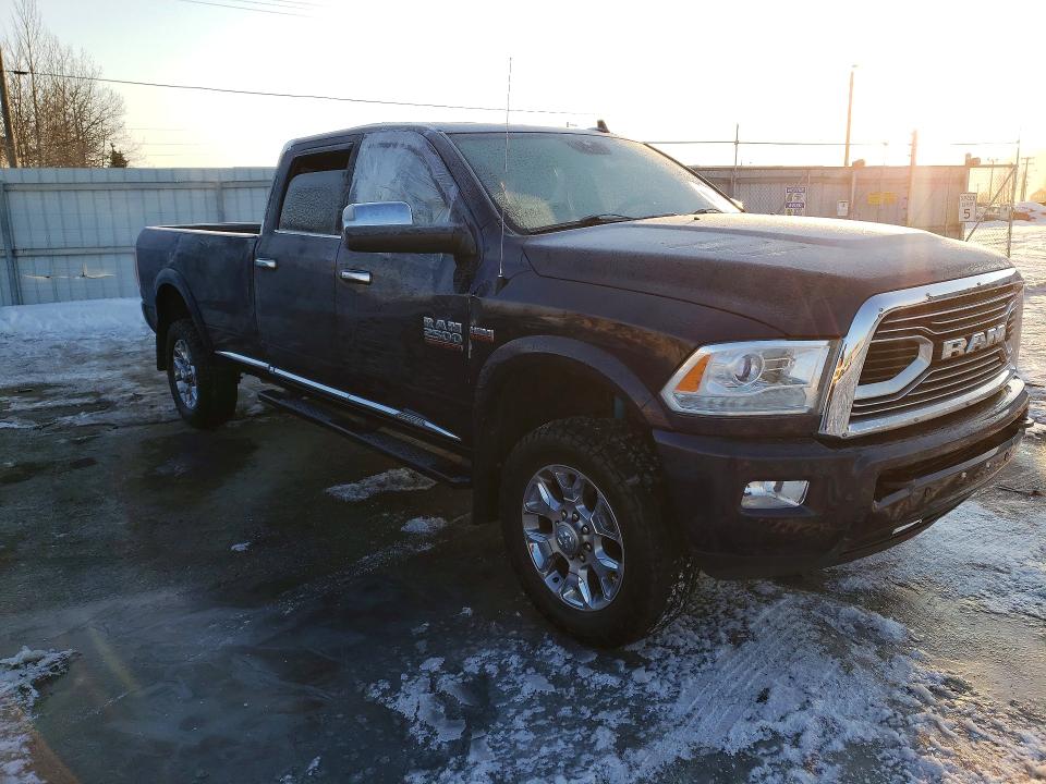 48861606 :رقم المزاد ، 3C6UR5LJ4HG760309 vin ، 2017 Ram 2500 مزاد بيع