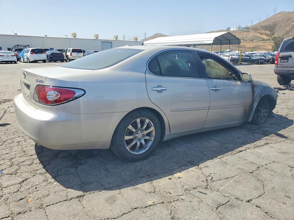 50409226 :رقم المزاد ، JTHBF30G420046289 vin ، 2002 Lexus Es مزاد بيع