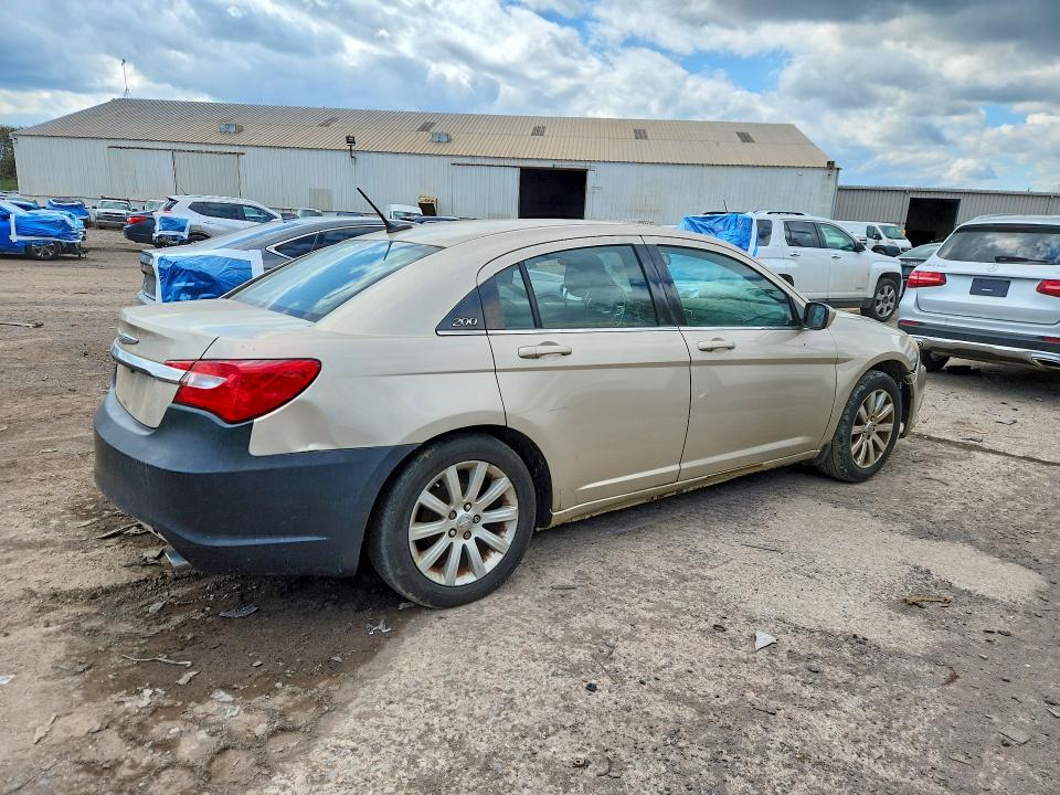 2014 Chrysler 200 მანქანა იყიდება აუქციონზე, vin: 1C3CCBBG7EN114134, აუქციონის ნომერი: 49862456