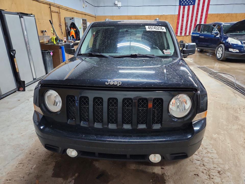 49745316 :رقم المزاد ، 1C4NJRFB9FD324663 vin ، 2015 Jeep Patriot مزاد بيع