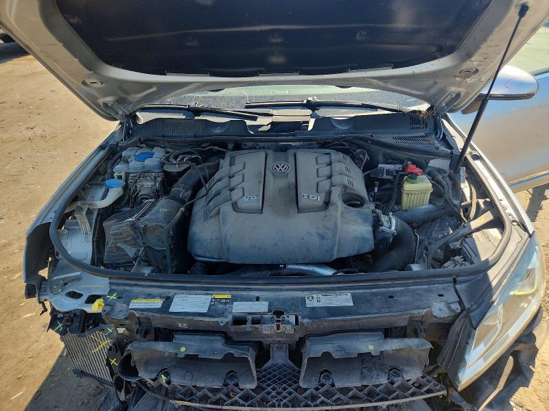 2015 Volkswagen Touareg მანქანა იყიდება აუქციონზე, vin: WVGEP9BP4FD002251, აუქციონის ნომერი: 49784236
