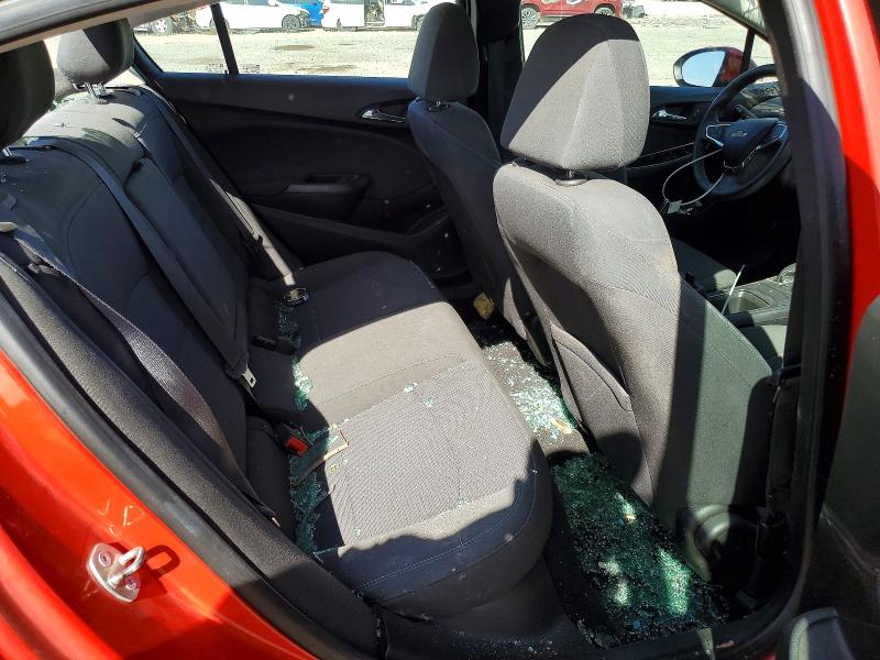 Продаж на аукціоні авто 2018 Chevrolet Cruze, vin: 1G1BE5SM1J7196961, номер лоту: 48996516