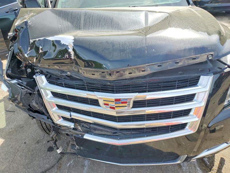 49904776 :رقم المزاد ، 1GYS3BKJ8JR318537 vin ، 2018 Cadillac Escalade مزاد بيع