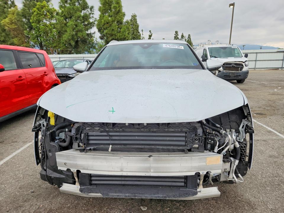 47649736 :رقم المزاد ، WA15AAGE0RB026412 vin ، 2024 Audi Q8 E-tron مزاد بيع