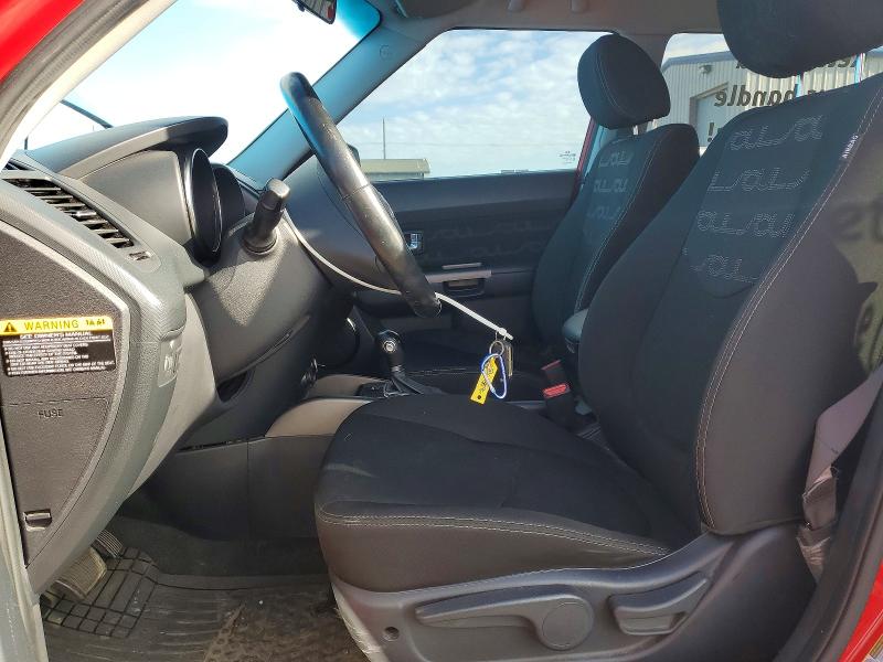 51645546 :رقم المزاد ، KNDJT2A60D7628373 vin ، 2013 Kia Soul مزاد بيع