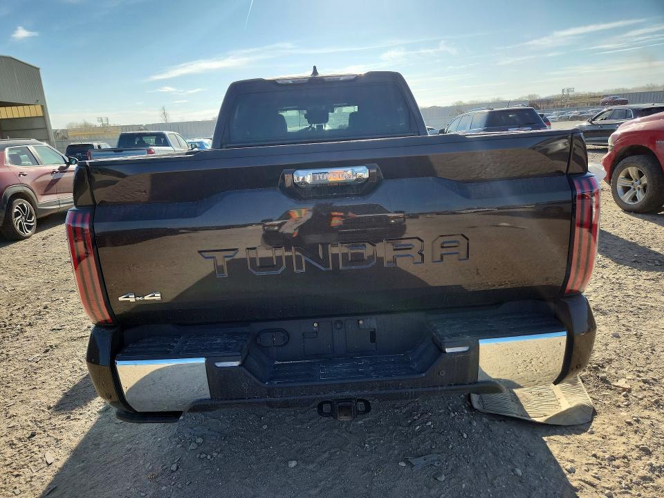 Продажа на аукционе авто 2024 Toyota Tundra, vin: 5TFMA5EC5RX032669, номер лота: 48946066