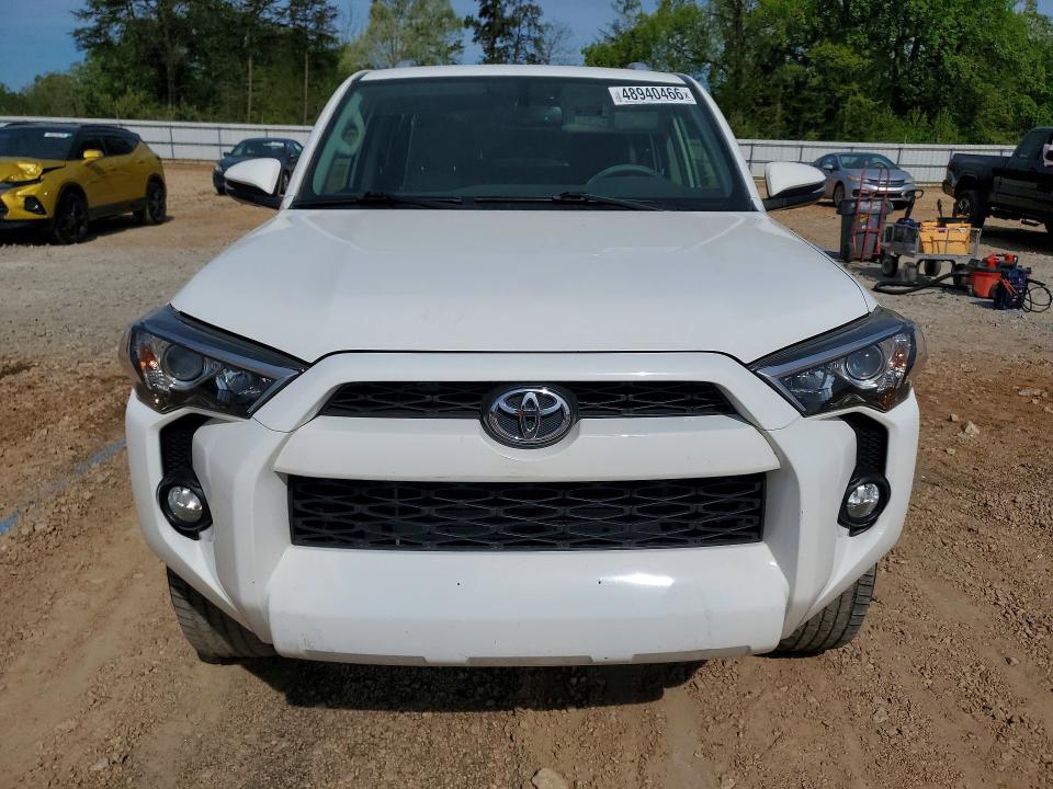 2018 Toyota 4runner მანქანა იყიდება აუქციონზე, vin: JTEBU5JR1J5532526, აუქციონის ნომერი: 48940466