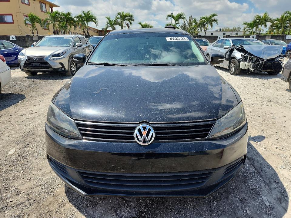 49939436 :رقم المزاد ، 3VWDX7AJ3BM307494 vin ، 2011 Volkswagen Jetta مزاد بيع