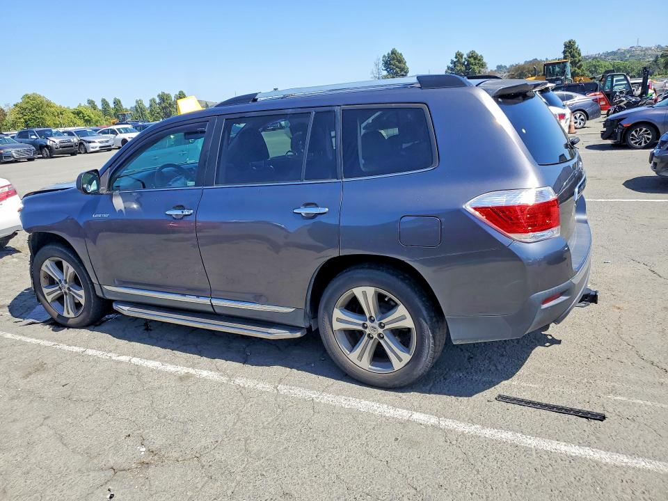 Продаж на аукціоні авто 2013 Toyota Highlander, vin: 5TDDK3EH6DS201884, номер лоту: 52090006