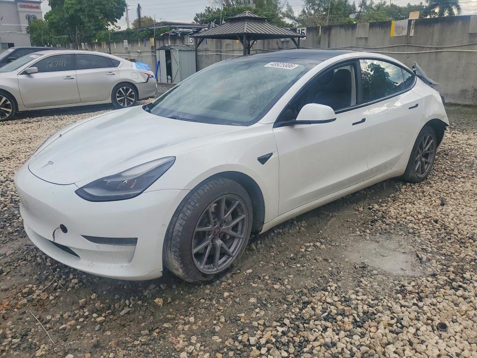 Продажа на аукционе авто 2021 Tesla Model 3, vin: 5YJ3E1EAXMF083532, номер лота: 48925986