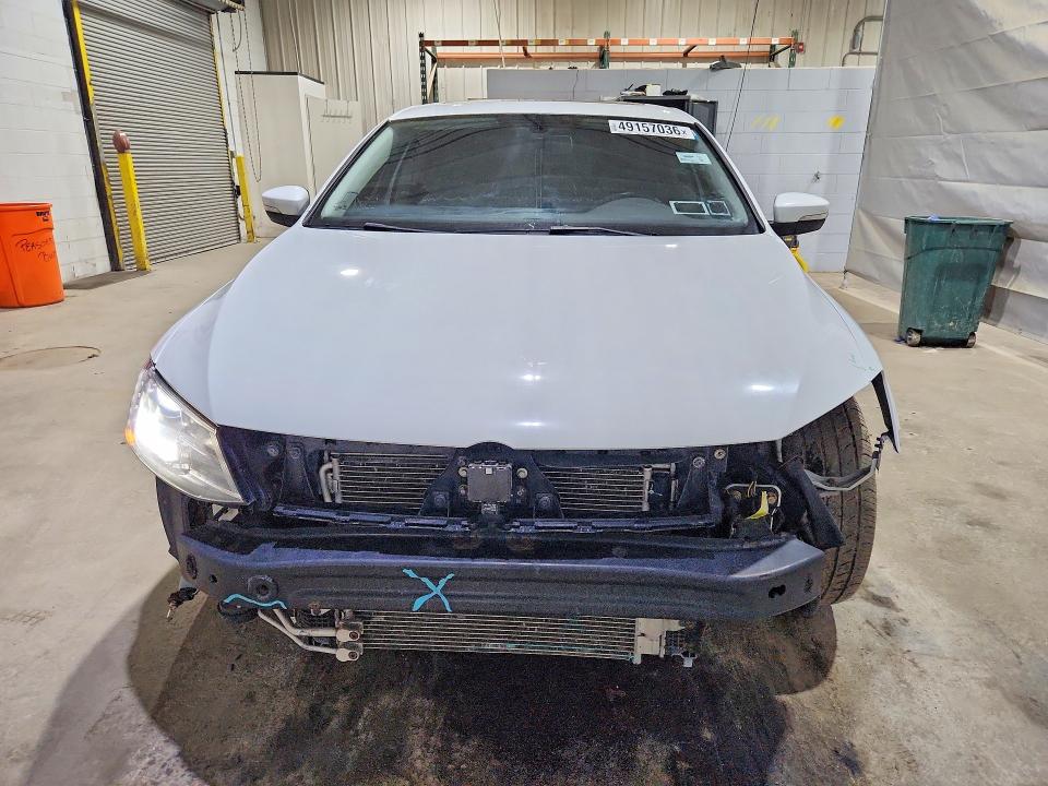 49157036 :رقم المزاد ، 3VWL17AJ9HM289895 vin ، 2017 Volkswagen Jetta مزاد بيع
