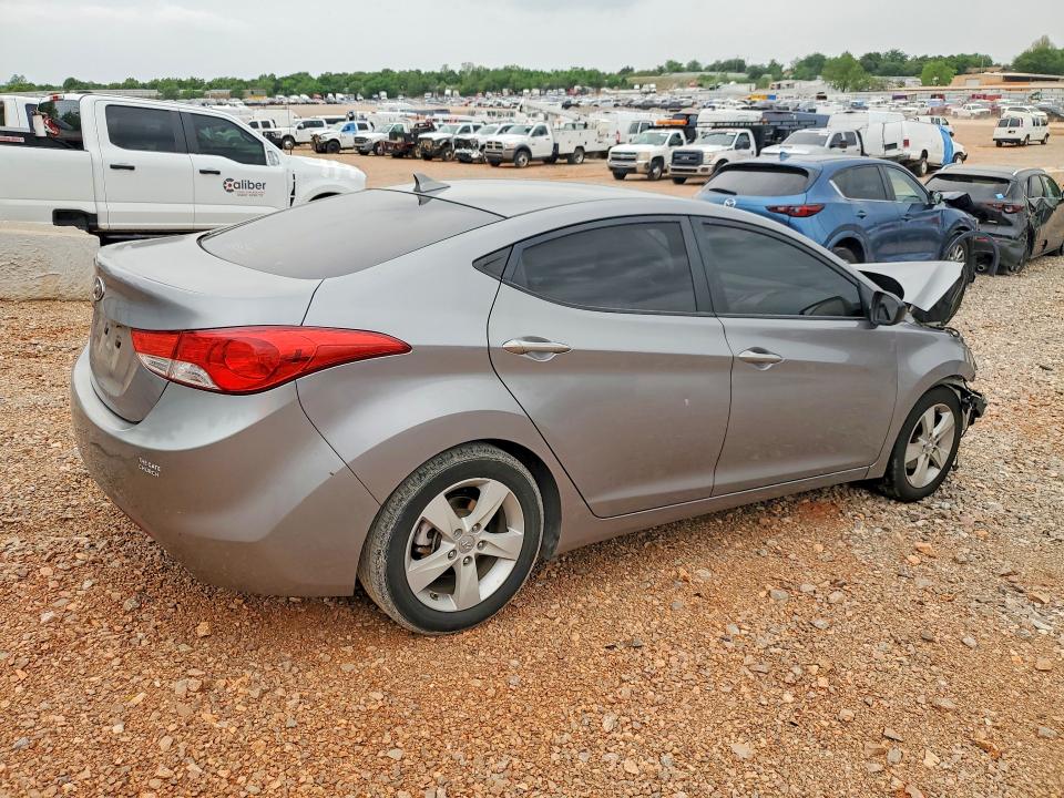 2013 Hyundai Elantra მანქანა იყიდება აუქციონზე, vin: KMHDH4AE6DU530012, აუქციონის ნომერი: 50446016
