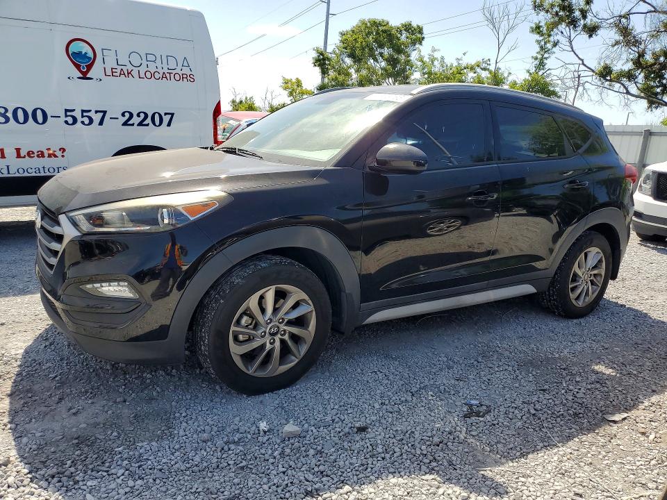 51838386 :رقم المزاد ، KM8J33A44HU466996 vin ، 2017 Hyundai Tucson مزاد بيع