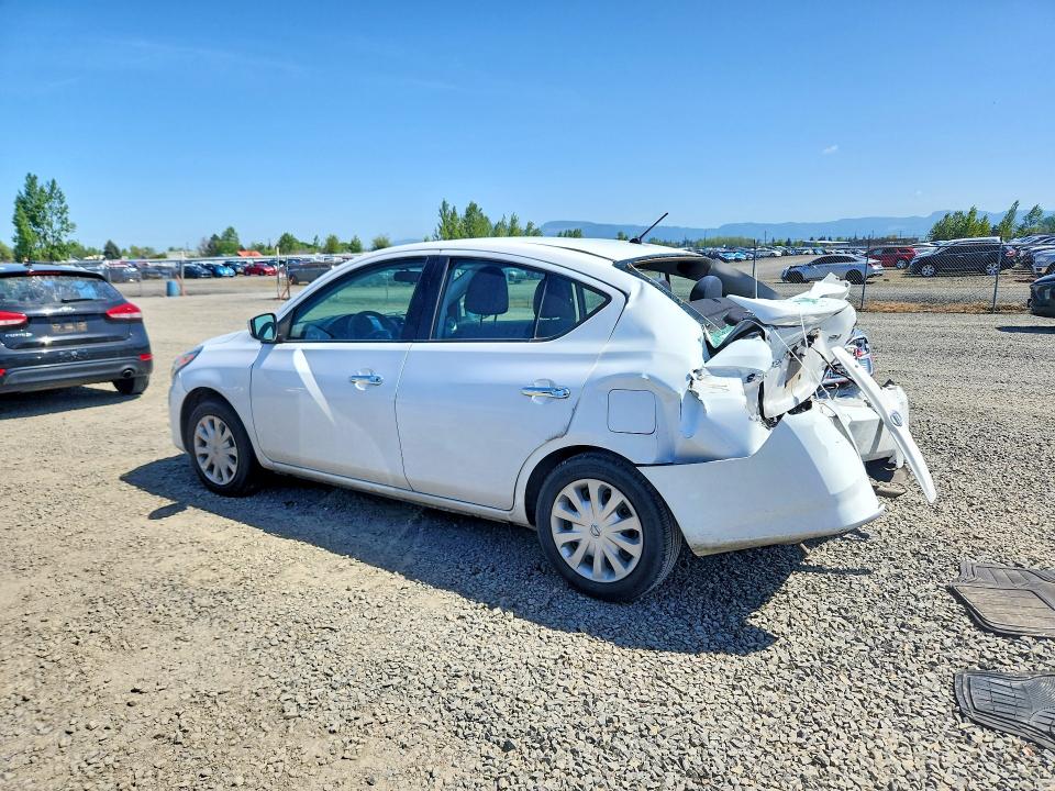 50658766 :رقم المزاد ، 3N1CN7AP5KL838875 vin ، 2019 Nissan Versa مزاد بيع