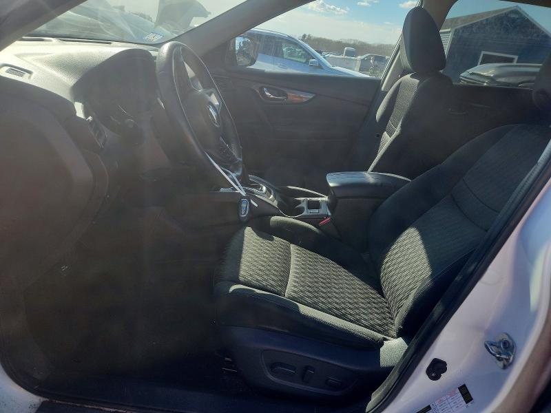 49153836 :رقم المزاد ، KNMAT2MV0JP607439 vin ، 2018 Nissan Rogue مزاد بيع