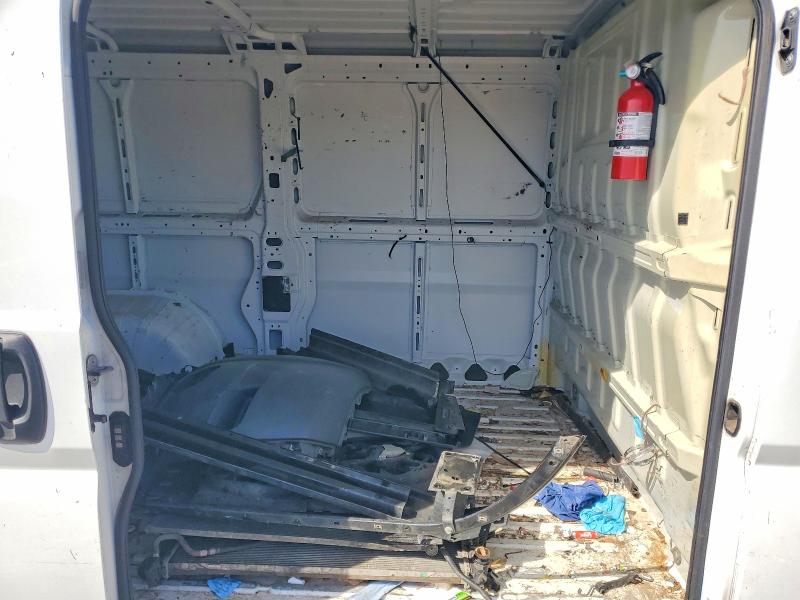 50438146 :رقم المزاد ، 3C6TRVAG9GE129990 vin ، 2016 Ram Promaster 1500 مزاد بيع