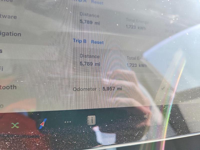 Продаж на аукціоні авто 2024 Tesla Model 3, vin: 5YJ3E1EB9RF811289, номер лоту: 49568496