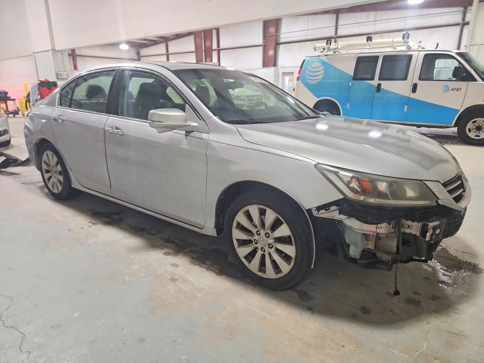 50855546 :رقم المزاد ، 1HGCR2F7XFA006198 vin ، 2015 Honda Accord مزاد بيع