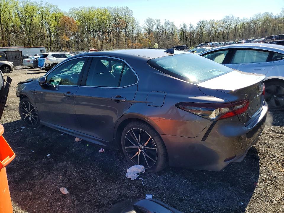Продаж на аукціоні авто 2022 Toyota Camry, vin: 4T1G11AK5NU698067, номер лоту: 48316176