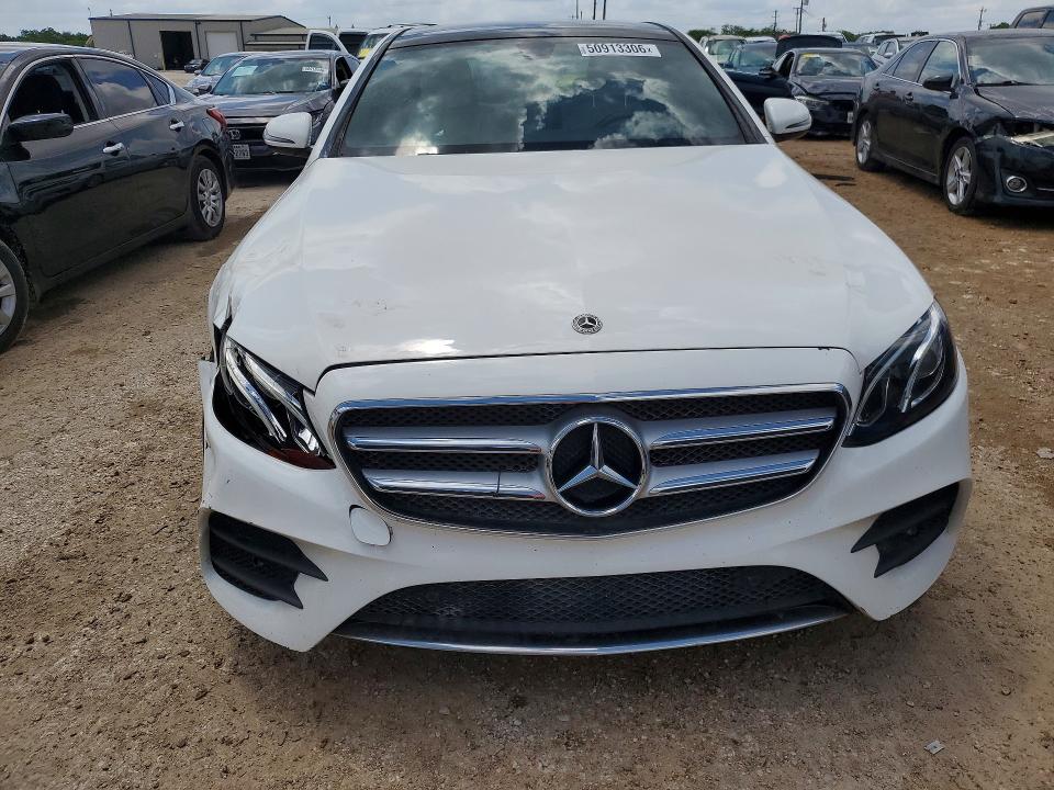 Продажа на аукционе авто 2018 Mercedes-benz E, vin: WDDZF4JB1JA389133, номер лота: 50913306