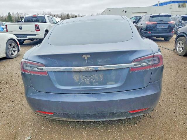 48188376 :رقم المزاد ، 5YJSA1E28HF223602 vin ، 2017 Tesla Model S مزاد بيع