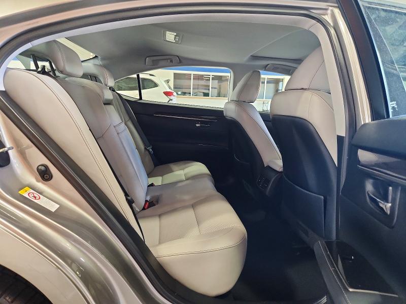 51240636 :رقم المزاد ، 58ABK1GG7JU098938 vin ، 2018 Lexus Es مزاد بيع