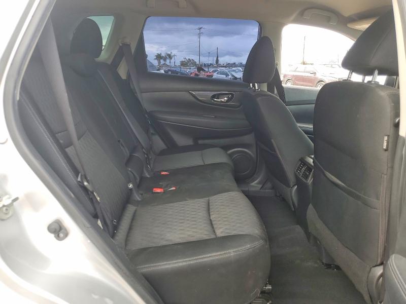 48463746 :رقم المزاد ، KNMAT2MT2JP540227 vin ، 2018 Nissan Rogue مزاد بيع
