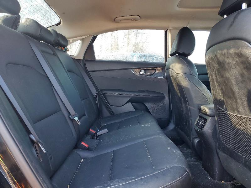 48050836 :رقم المزاد ، 3KPF54AD5KE093998 vin ، 2019 Kia Forte مزاد بيع