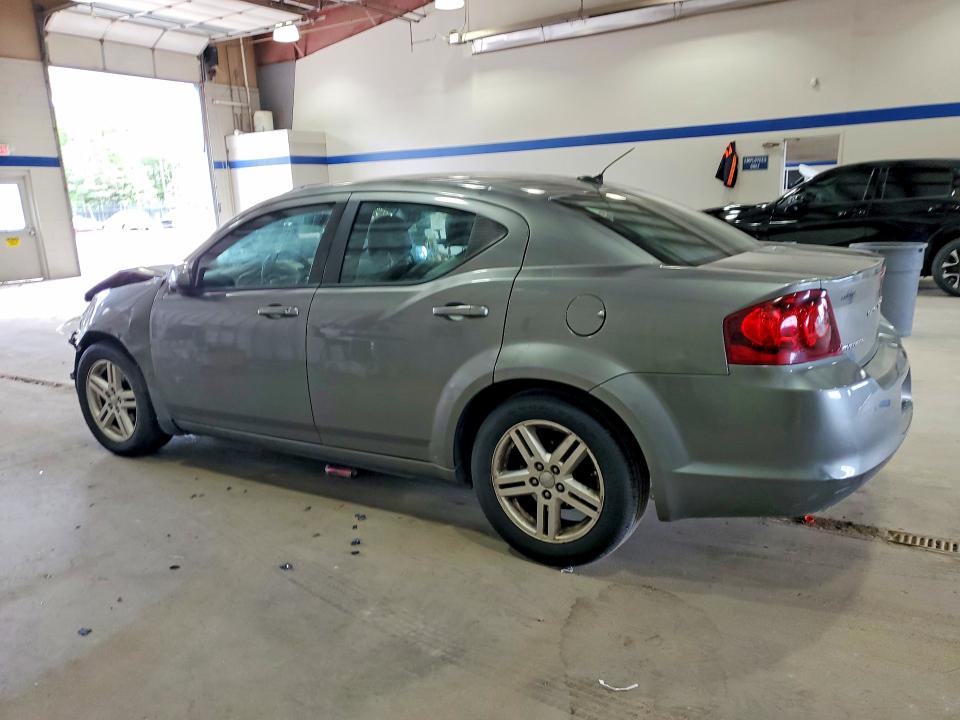 51622116 :رقم المزاد ، 1C3CDZCB2CN274668 vin ، 2012 Dodge Avenger مزاد بيع