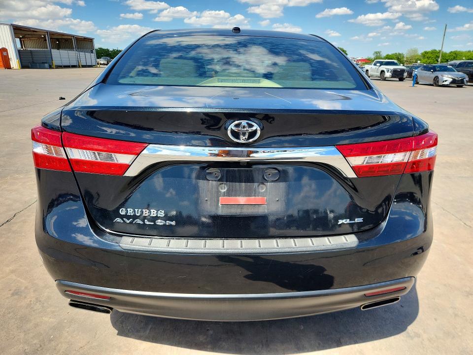 48330116 :رقم المزاد ، 4T1BK1EB3FU147980 vin ، 2015 Toyota Avalon مزاد بيع
