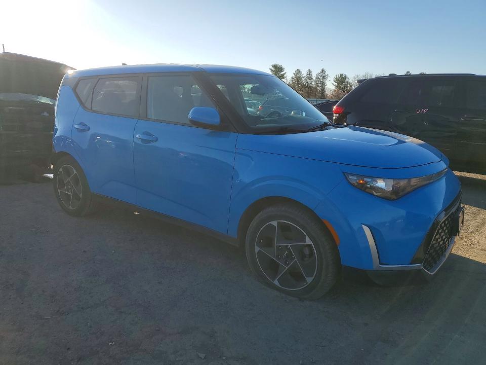 2023 Kia Soul მანქანა იყიდება აუქციონზე, vin: KNDJ33AU5P7200825, აუქციონის ნომერი: 48841856