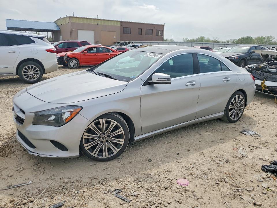 49182896 :رقم المزاد ، WDDSJ4GB1KN720469 vin ، 2019 Mercedes-benz Cla مزاد بيع