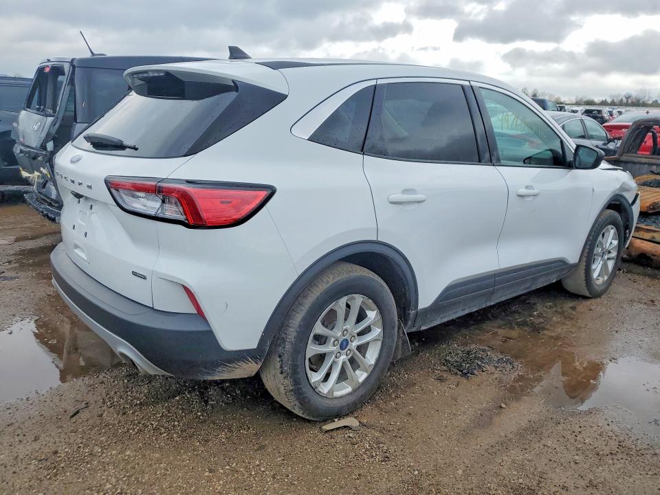 49769096 :رقم المزاد ، 1FMCU0BZ2NUB27051 vin ، 2022 Ford Escape مزاد بيع