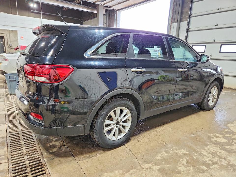 2019 Kia Sorento მანქანა იყიდება აუქციონზე, vin: 5XYPG4A31KG585484, აუქციონის ნომერი: 51559876