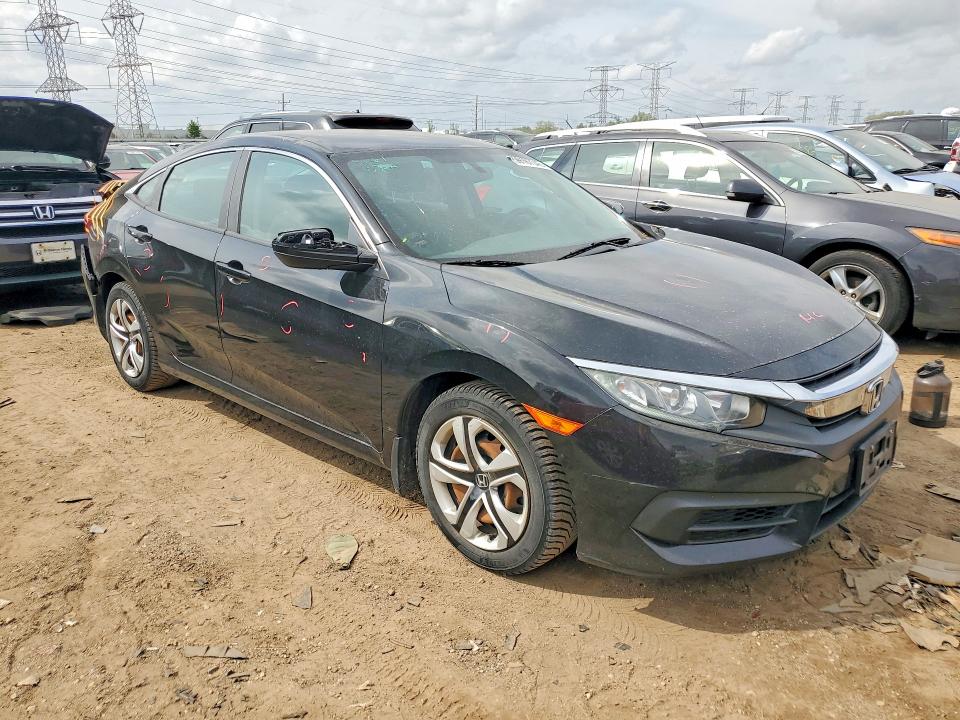 50187346 :رقم المزاد ، 19XFC2E59JE034576 vin ، 2018 Honda Civic مزاد بيع