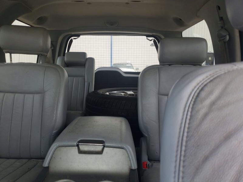 Продажа на аукционе авто 2005 Lincoln Navigator, vin: 5LMFU27585LJ18792, номер лота: 50897596