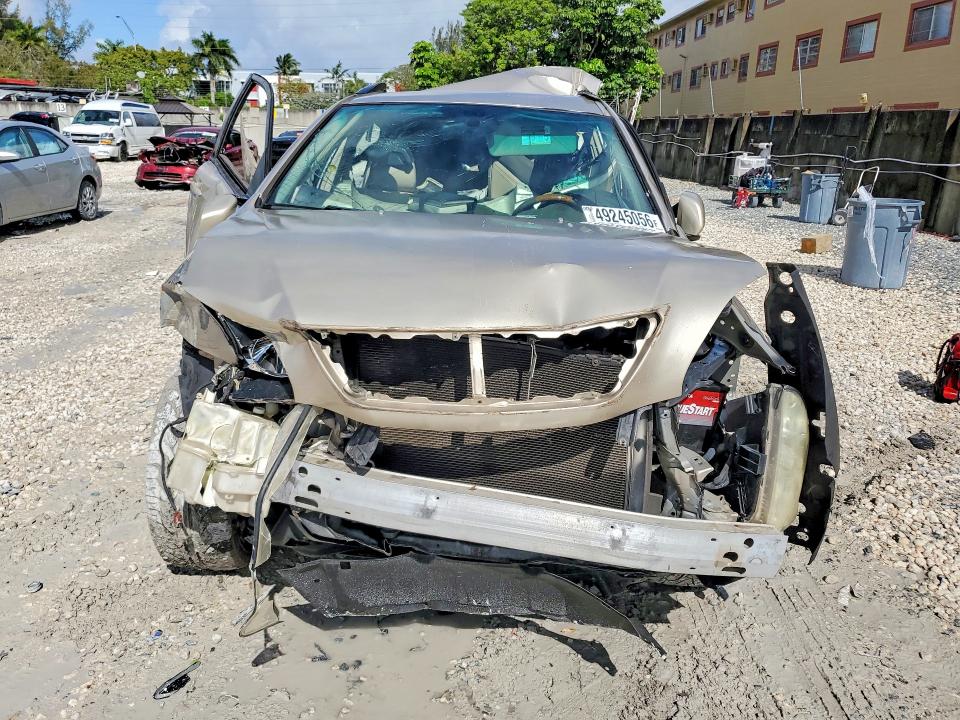 49245056 :رقم المزاد ، 2T2GA31U65C026139 vin ، 2005 Lexus Rx مزاد بيع