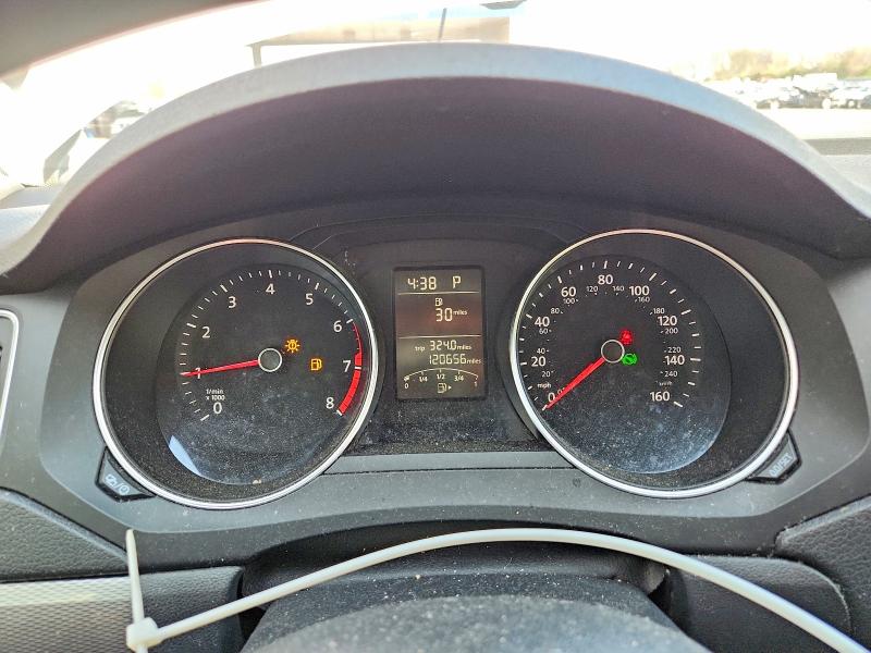 Продажа на аукционе авто 2015 Volkswagen Jetta, vin: 3VWD17AJ4FM413878, номер лота: 49907126