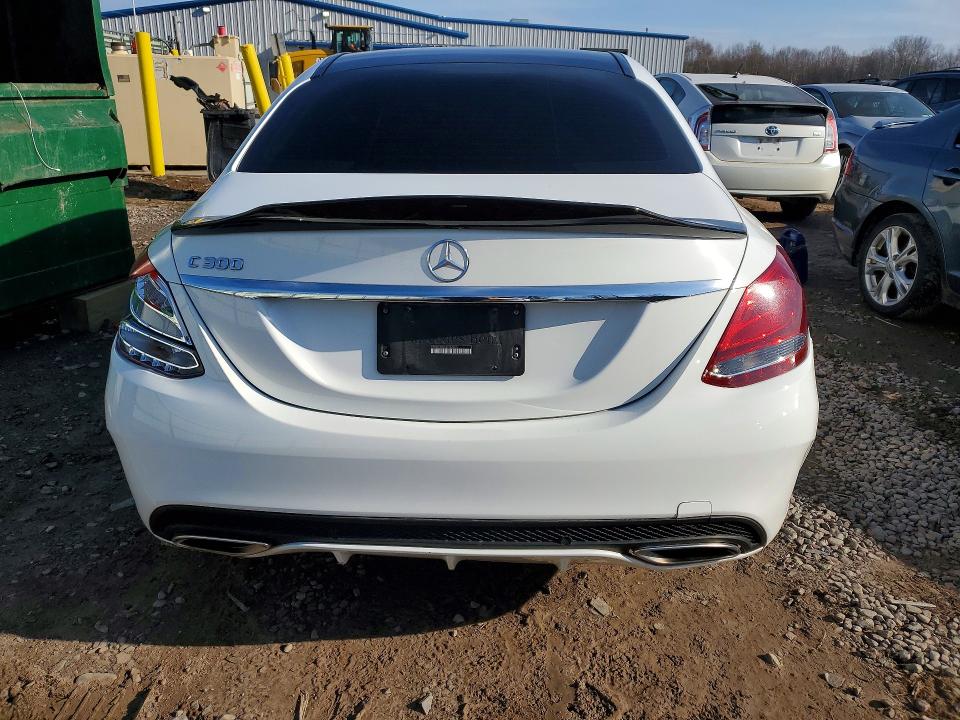 49081166 :رقم المزاد ، 55SWF4JB0HU184965 vin ، 2017 Mercedes-benz C مزاد بيع