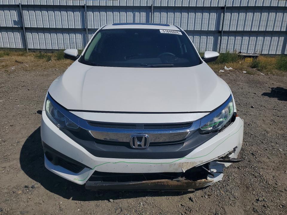 51846026 :رقم المزاد ، 19XFC2F80HE230537 vin ، 2017 Honda Civic مزاد بيع