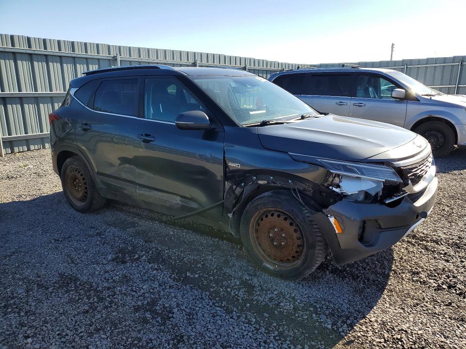 49907476 :رقم المزاد ، KNDEUCAA7M7060681 vin ، 2021 Kia Seltos مزاد بيع