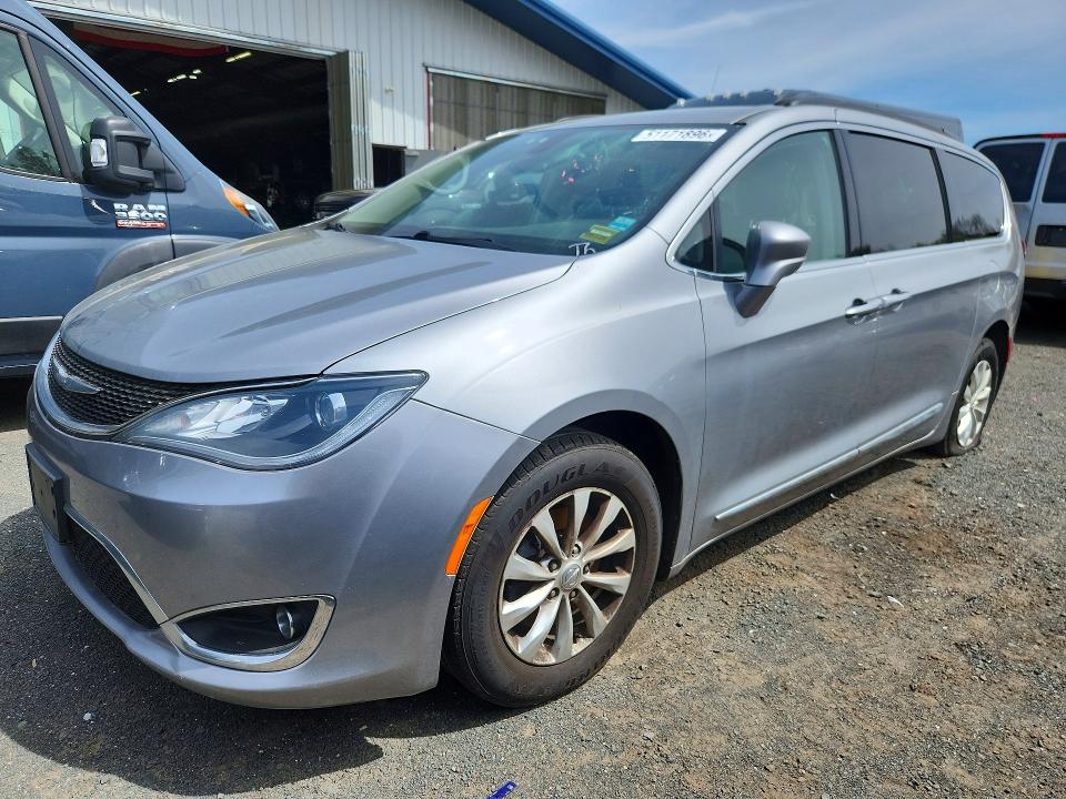 Продаж на аукціоні авто 2017 Chrysler Pacifica, vin: 2C4RC1BG4HR824034, номер лоту: 51171896