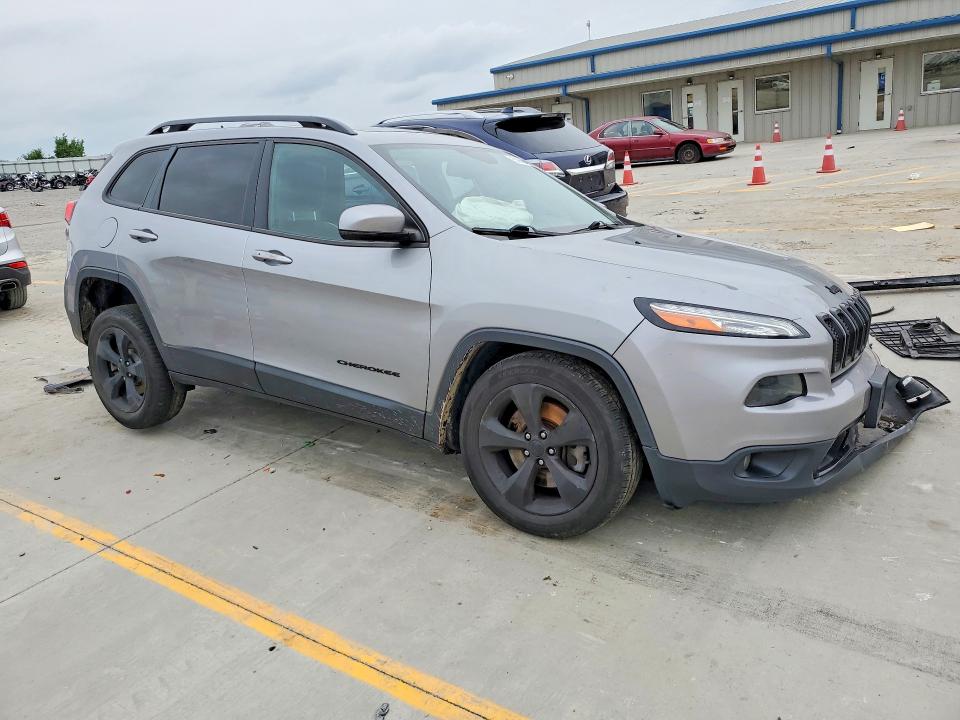 51699496 :رقم المزاد ، 1C4PJMDSXHW590439 vin ، 2017 Jeep Cherokee مزاد بيع