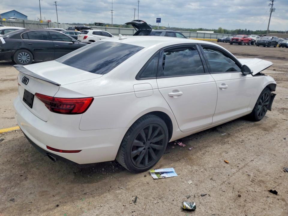 Продаж на аукціоні авто 2017 Audi A4, vin: WAUGMAF44HA078125, номер лоту: 49738496