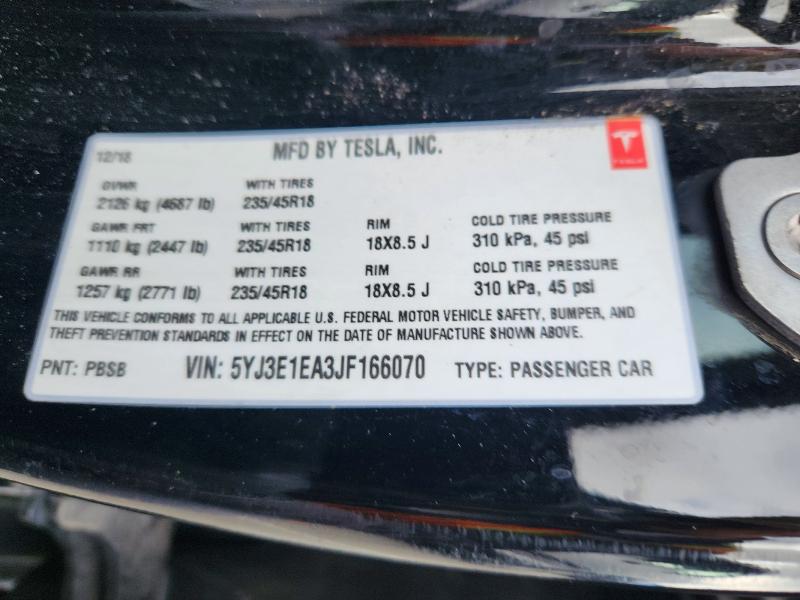 49628246 :رقم المزاد ، 5YJ3E1EA3JF166070 vin ، 2018 Tesla Model 3 مزاد بيع