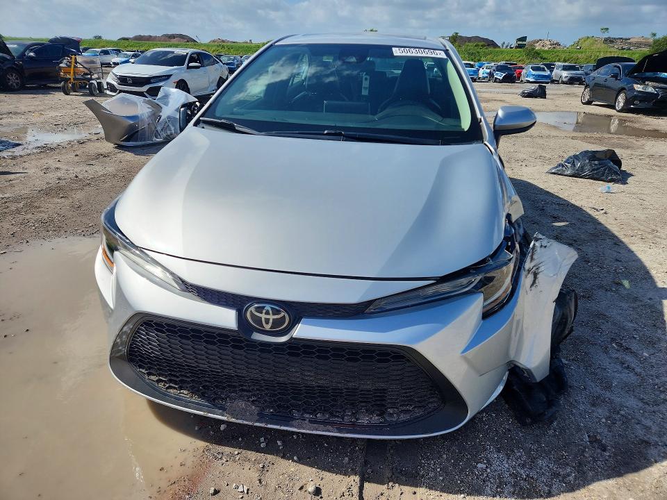 50630696 :رقم المزاد ، 5YFHPRAE4LP045062 vin ، 2020 Toyota Corolla مزاد بيع