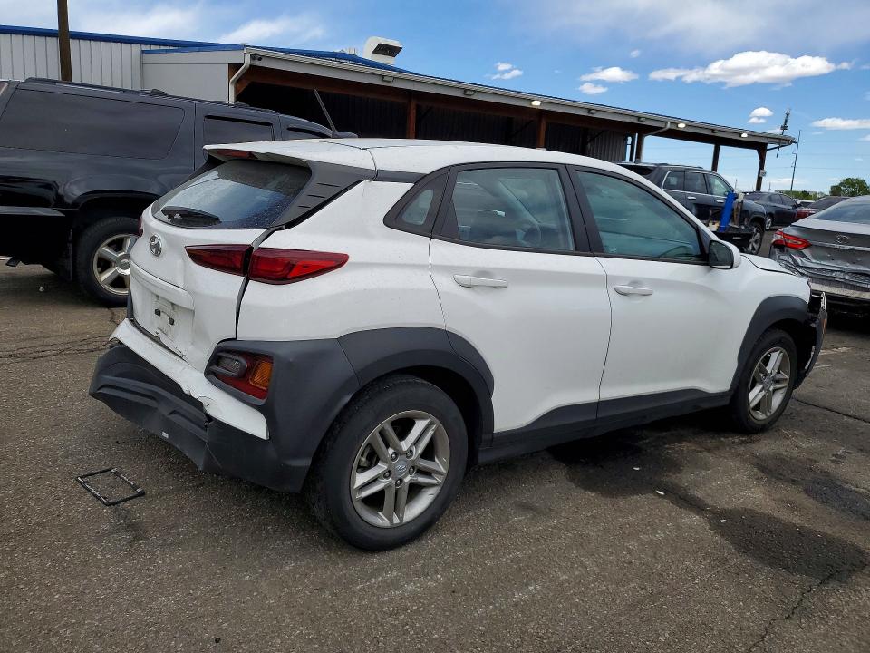 2021 Hyundai Kona მანქანა იყიდება აუქციონზე, vin: KM8K12AAXMU750492, აუქციონის ნომერი: 49860016